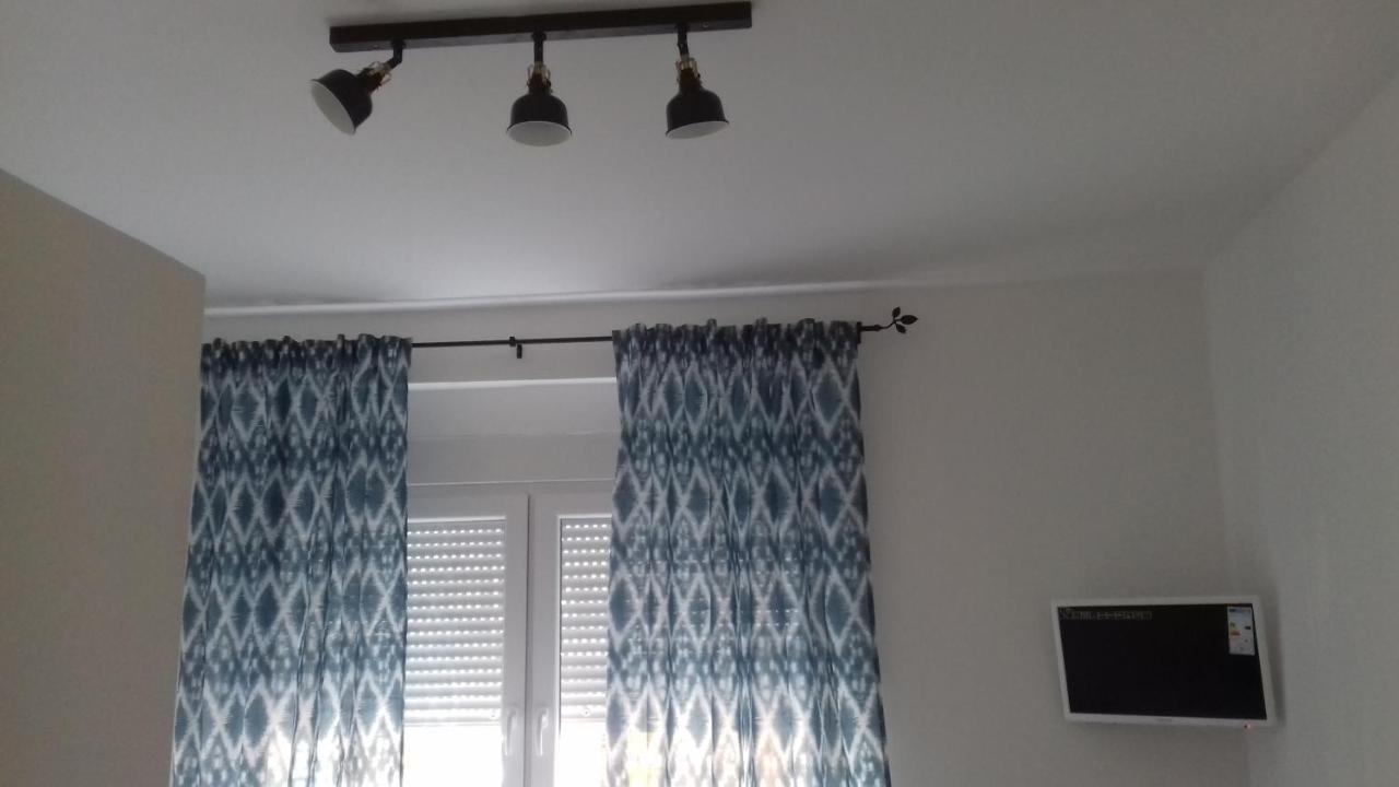 Hills Apartments Vrsac Ngoại thất bức ảnh